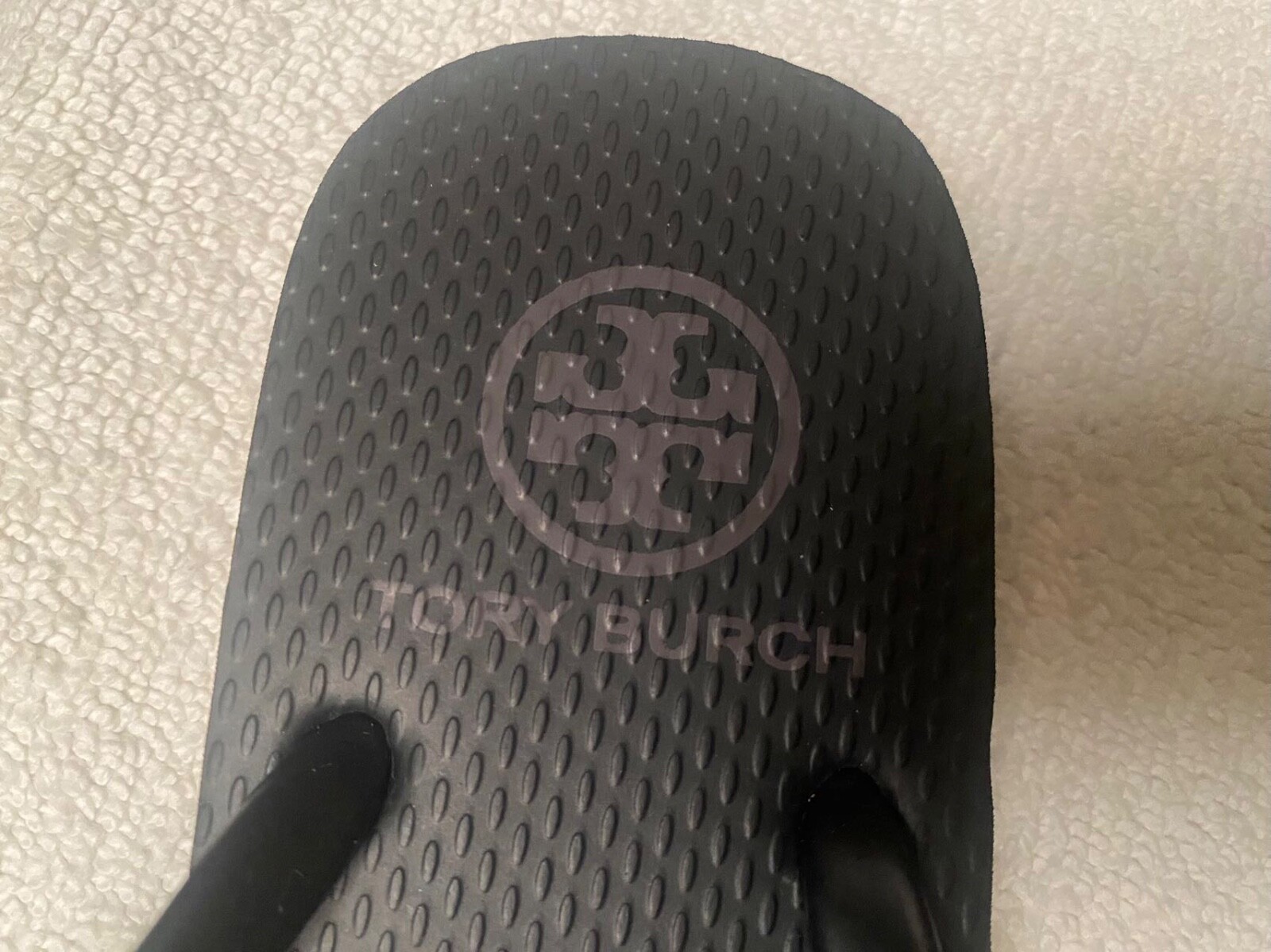 NWOB TORY BURCH MONOGRAM FLIP FLOPS 8 rubber thong sandals Black – NEW