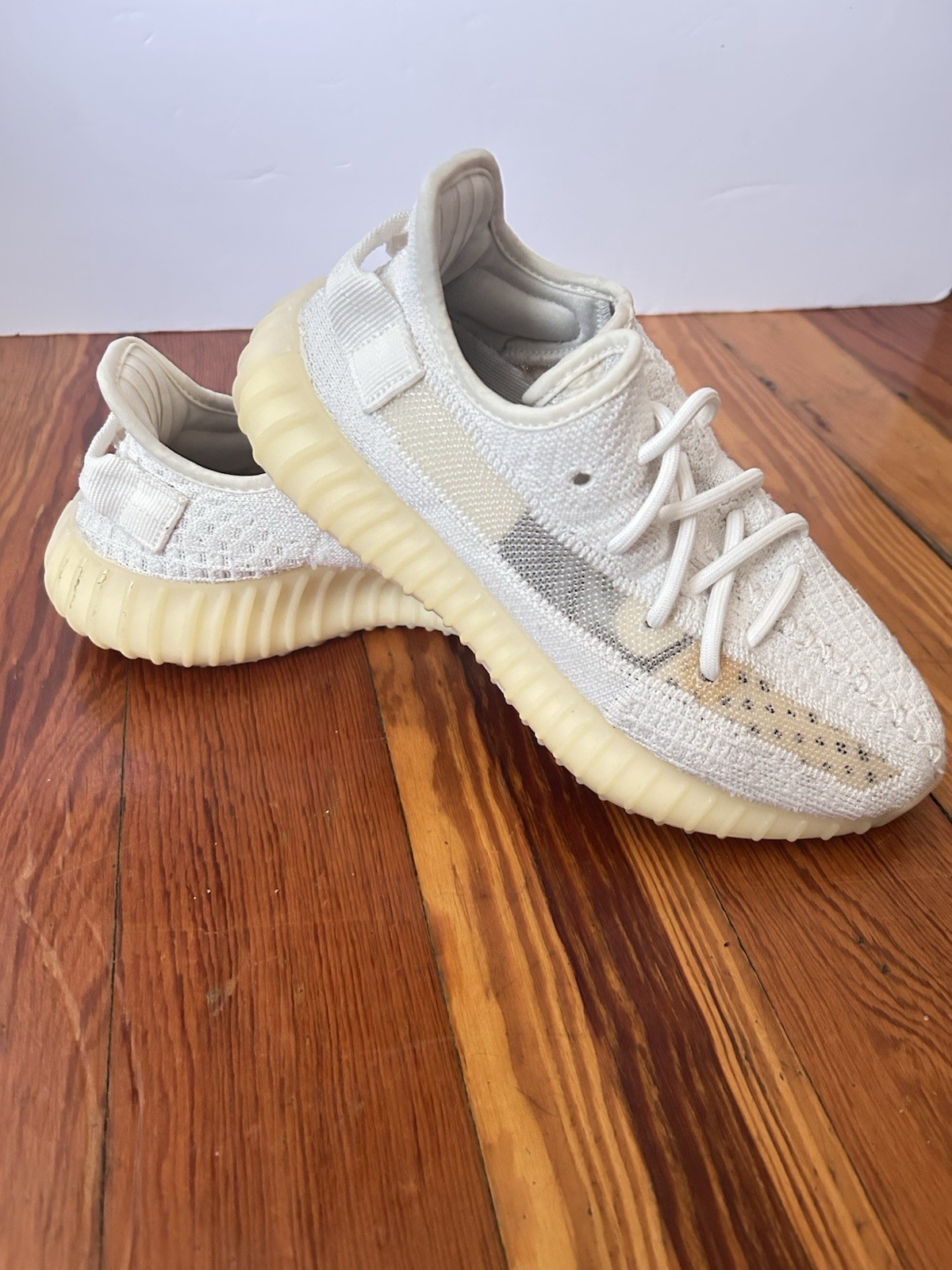 Adidas Yeezy Boost 350 V2 “Light” – Men’s US 5 / UK 4.5 – Very Good – Authentic